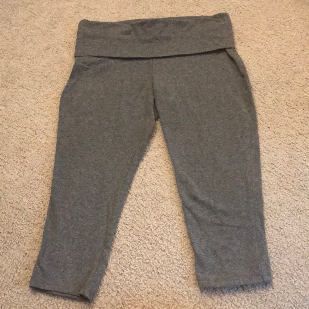 Target brand dark grey yoga cropped pant